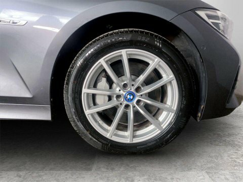 BMW 3 Series 2024 73 2.0  #10
