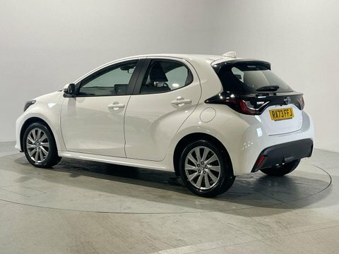 Toyota Yaris Hatchback White #27