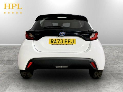 Toyota Yaris Hatchback White #6