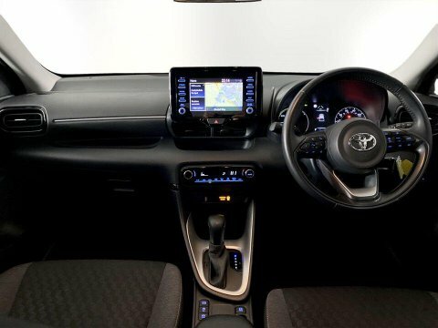 Toyota Yaris Hatchback White #19