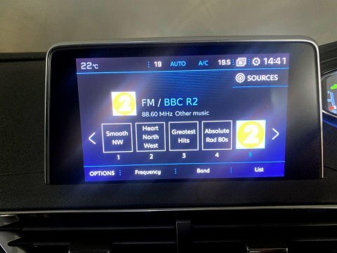 Peugeot 3008 Hatchback Blue #15