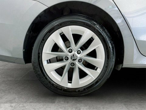 Skoda Octavia Hatchback 1.5 Tsi Se L 150Ps Dsg Blue #10