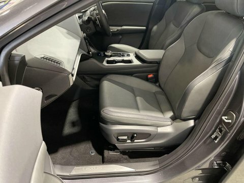 Lexus RZ 450E 71.4Kwh Premium Direct4 Grey #38