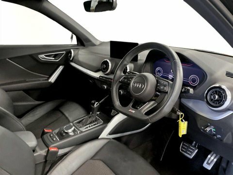 Audi Q2 S Line 35 Tfsi 150 Ps 6-Speed Grey #12