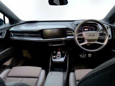 Audi Q4 E Tron 40 S Line Suv 82Kwh 204 Ps Grey #19