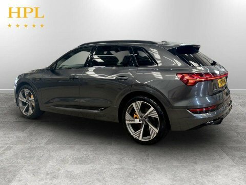 Audi E-tron 2021 70 50  #5