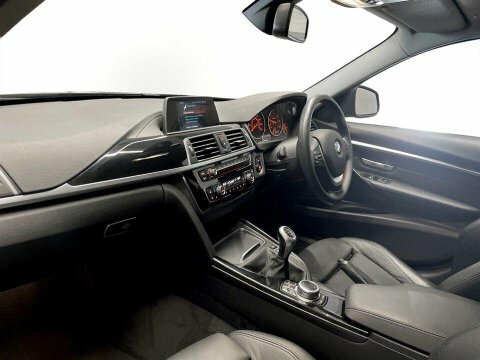 BMW 3 Series 330E M Sport White #15