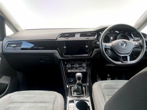 Volkswagen Touran Mpv Grey #18
