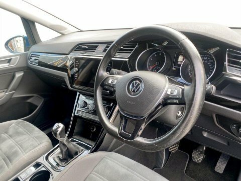 Volkswagen Touran Mpv Grey #11