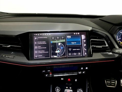 Audi Q4 E Tron 150Kw 40 82.77Kwh Vorsprung Black #17