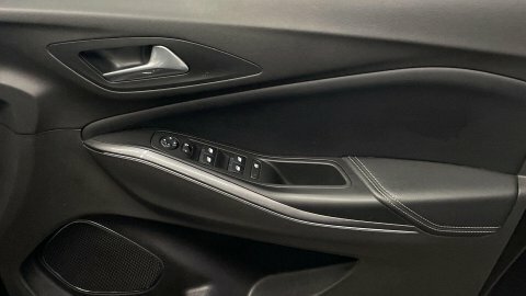 Vauxhall Grandland X Silver #25