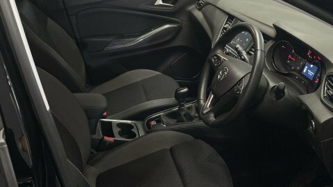Vauxhall Grandland X Silver #14