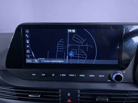 Hyundai Bayon 1.0 Tgdi 90 Tech Line Green #41