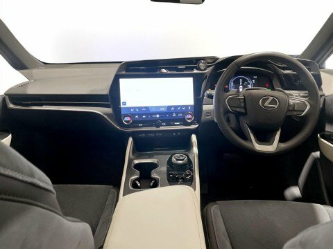 Lexus RZ 450E 71.4Kwh Takumi Blue #20
