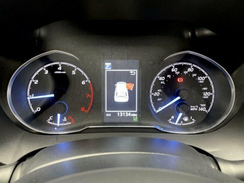 Toyota Yaris Hybrid Dynamic #14