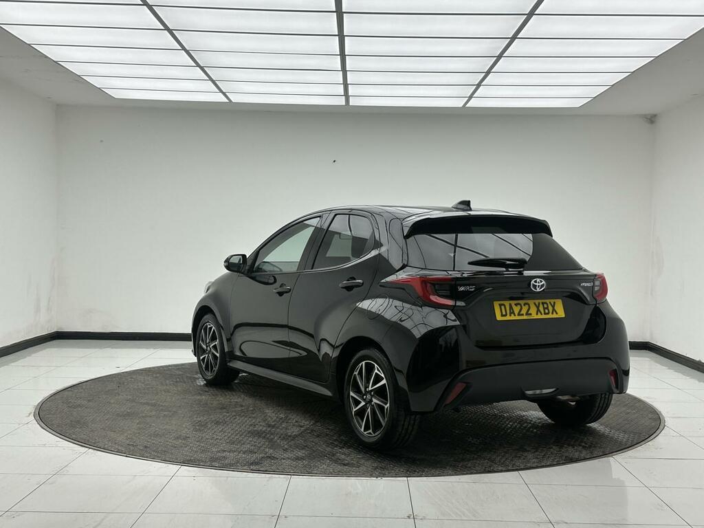 Toyota Yaris 1.5 Vvt-h Design Hatchback Hybrid E-cvt Black #4