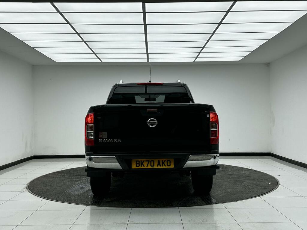 Nissan Navara 2.3 Dci Tekna Pickup Double Cab 4W BK70AKO Black #6