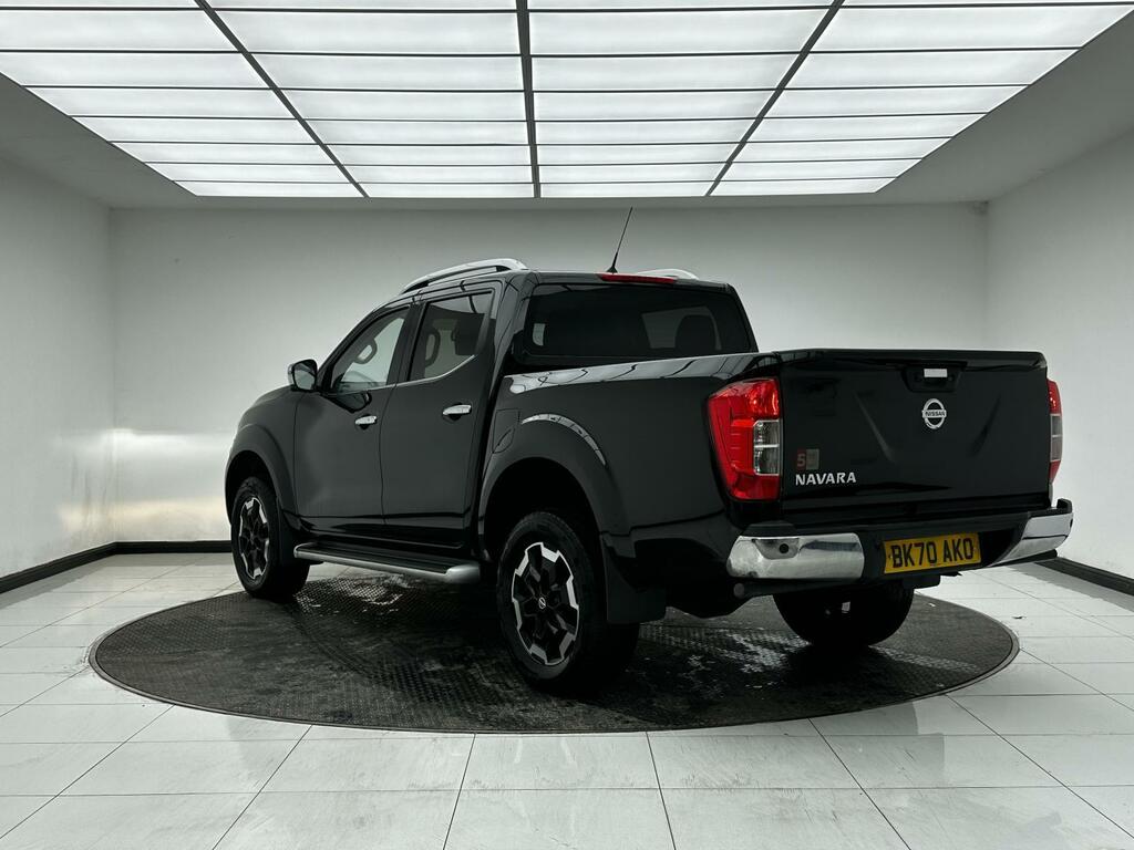 Nissan Navara 2.3 Dci Tekna Pickup Double Cab 4W BK70AKO Black #5