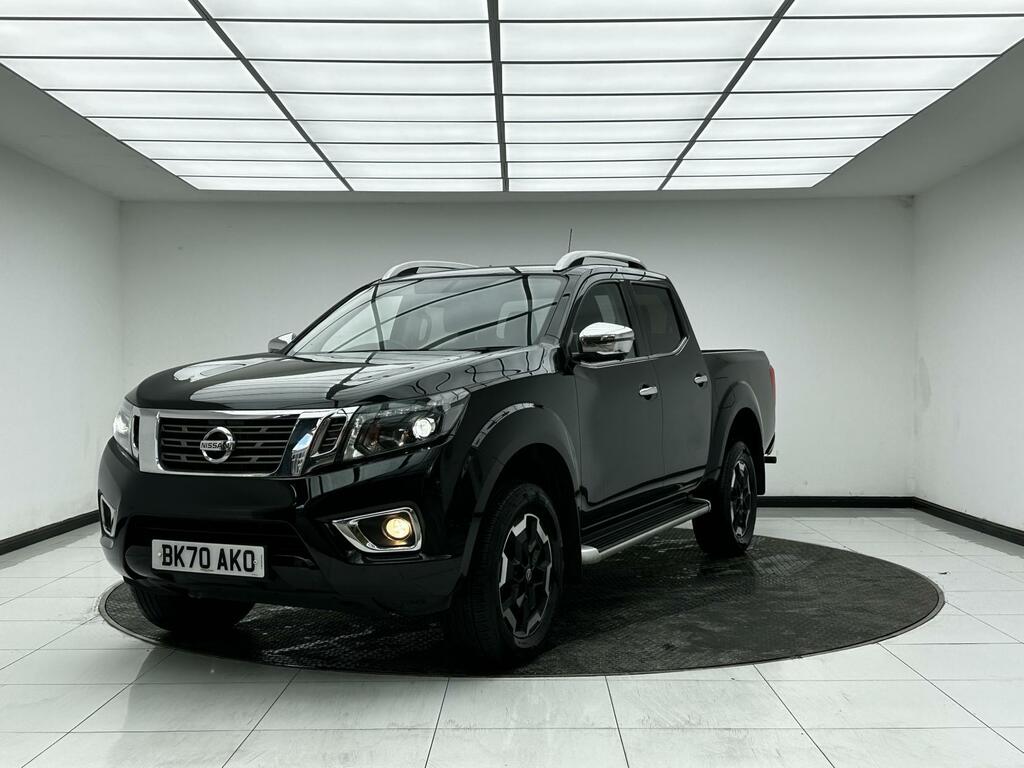 Nissan Navara 2.3 Dci Tekna Pickup Double Cab 4W BK70AKO Black #3
