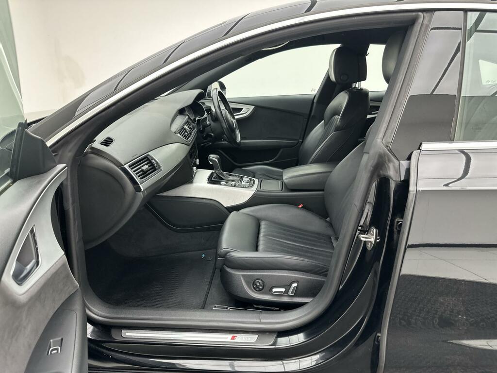 Audi A7  Black #16