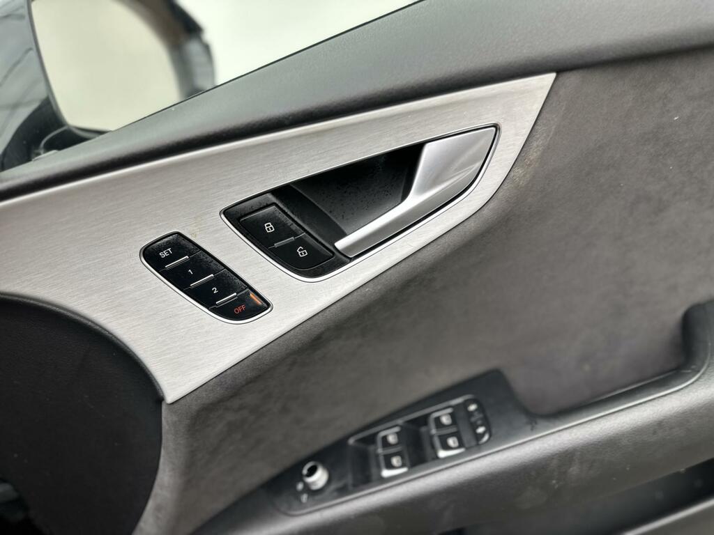 Audi A7  Black #32