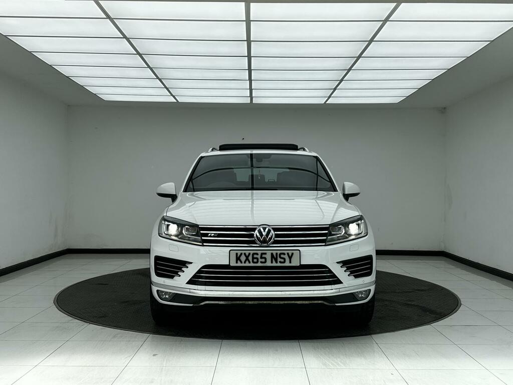 Volkswagen Touareg R-line White #2
