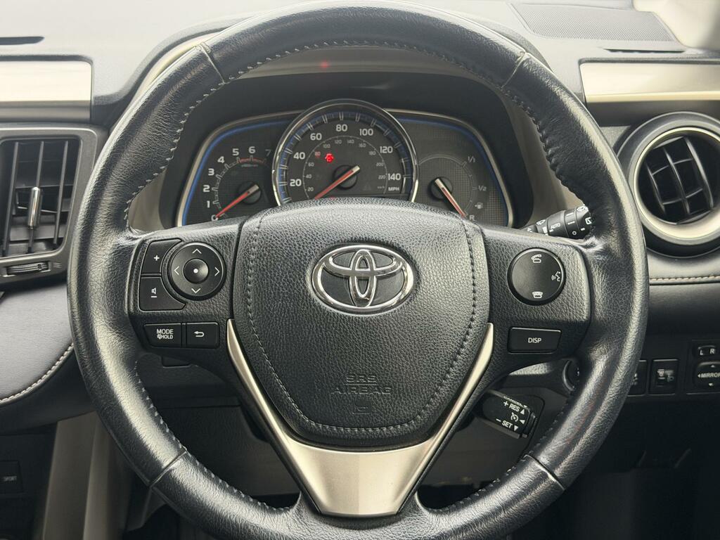 Toyota Rav 4 2.2 D-4d Invincible Silver #17