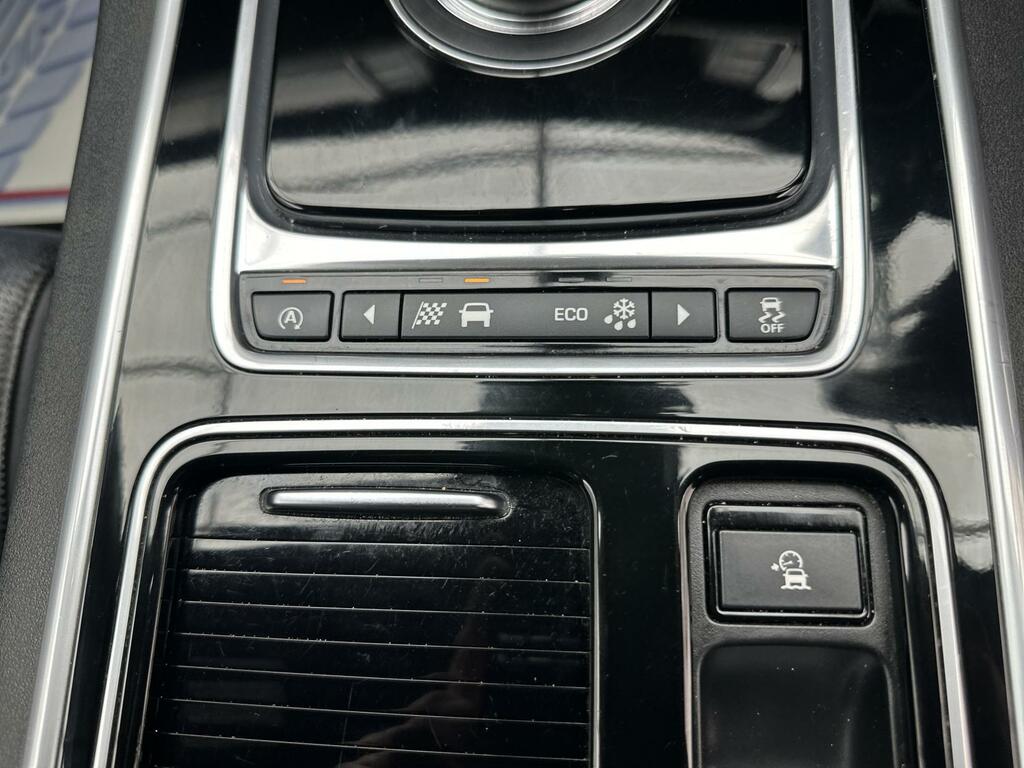 Jaguar XF V6 S Silver #46