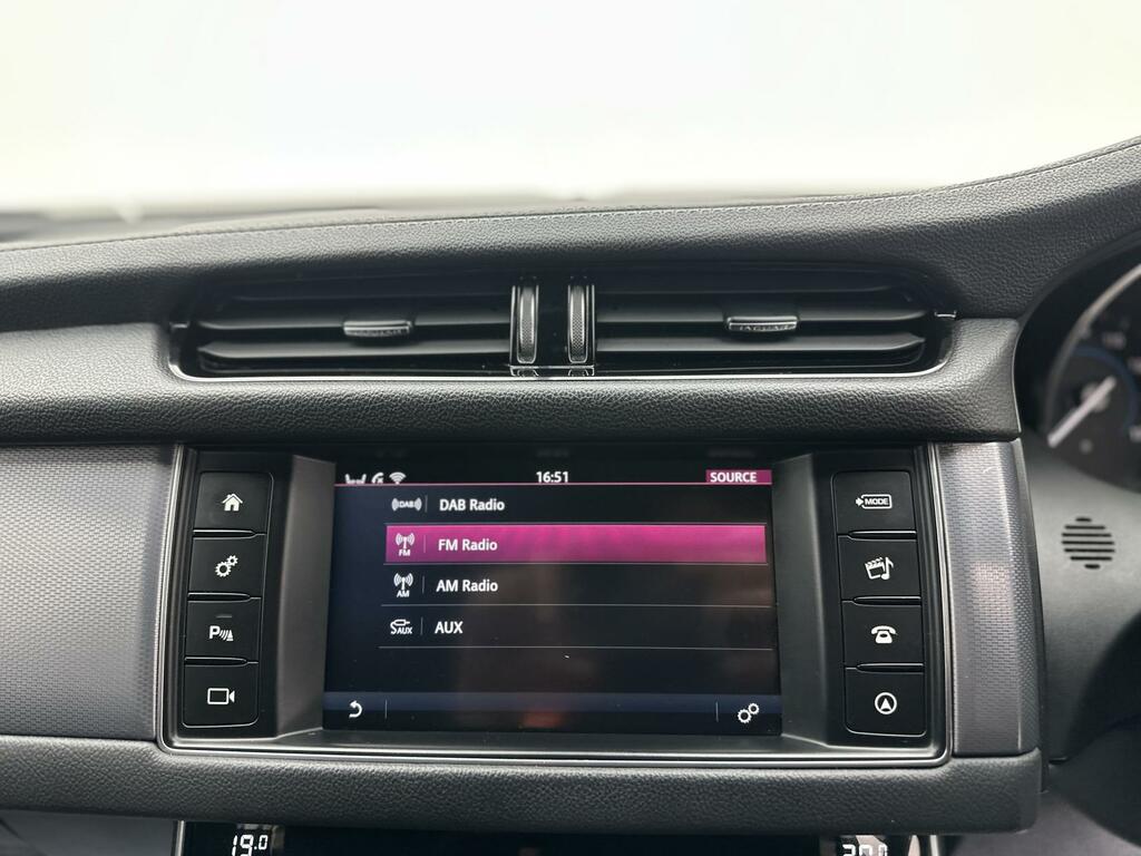 Jaguar XF V6 S Silver #41