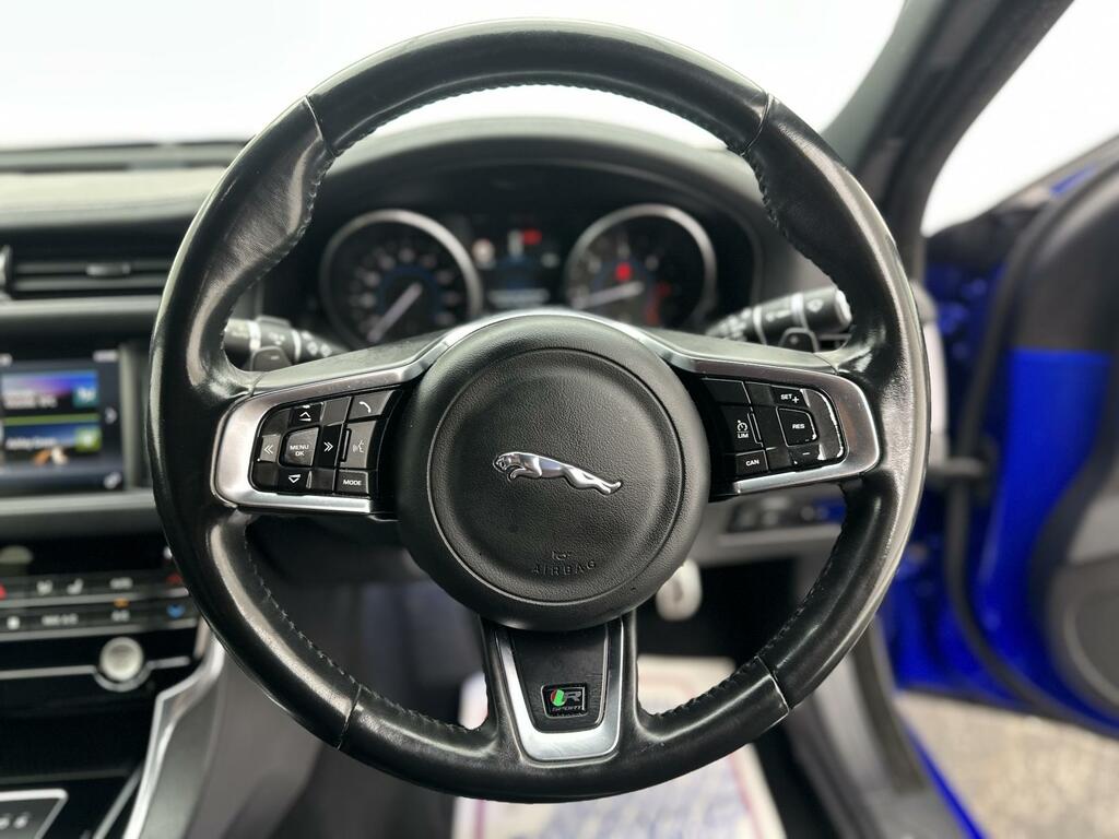 Jaguar XF V6 S Silver #32