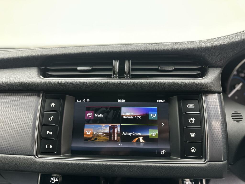 Jaguar XF V6 S Silver #38