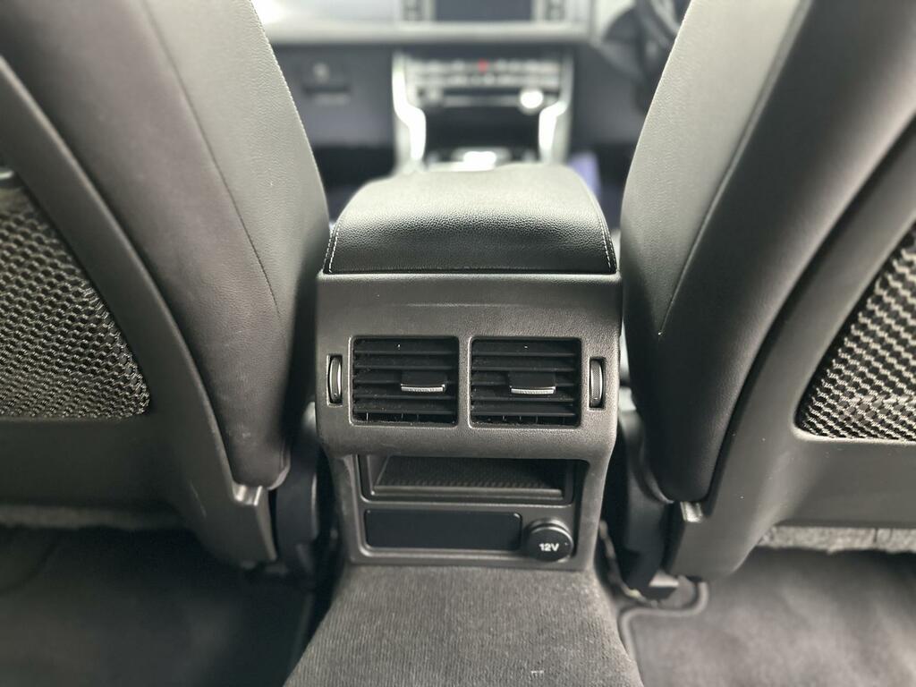Jaguar XF V6 S Silver #17