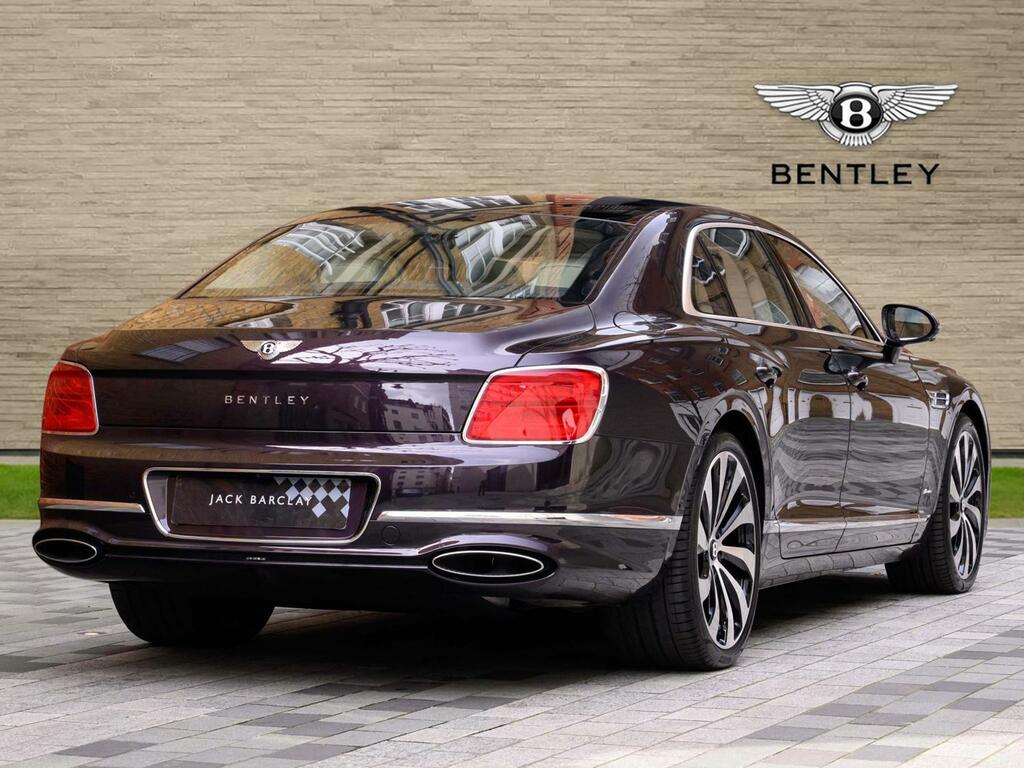 Bentley Flying Spur 4.0 V8 High-performance 25.9Kwh Azure Saloon P #3