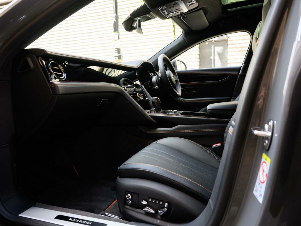 Bentley Flying Spur 4.0 V8 High-performance 25.9Kwh Saloon Grey
