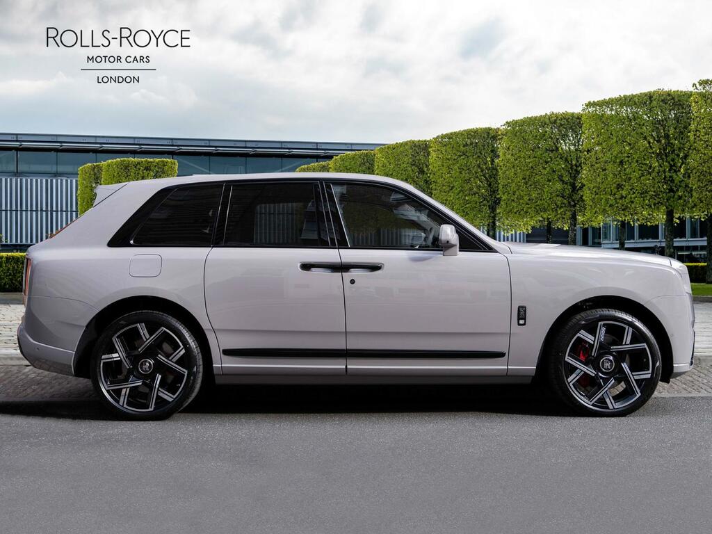 Rolls-Royce Cullinan 6.75 V12 Black Badge Suv 4Wd Euro Grey #3