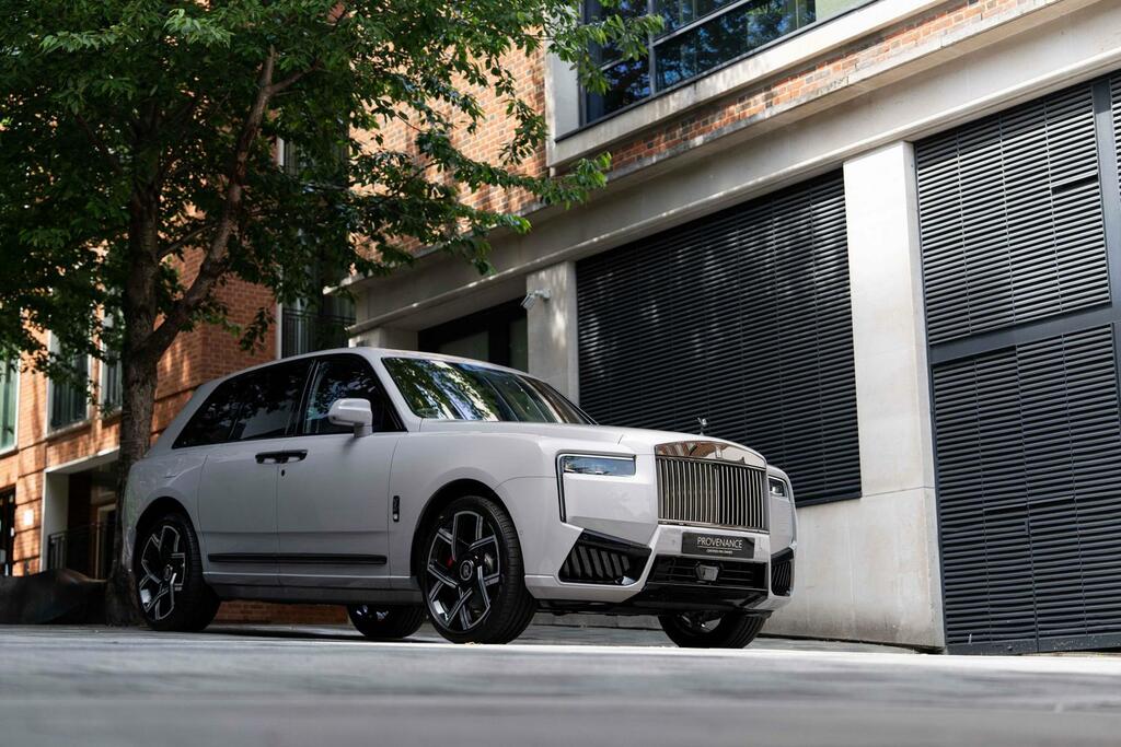 Rolls-Royce Cullinan 6.75 V12 Black Badge Suv 4Wd Euro Grey