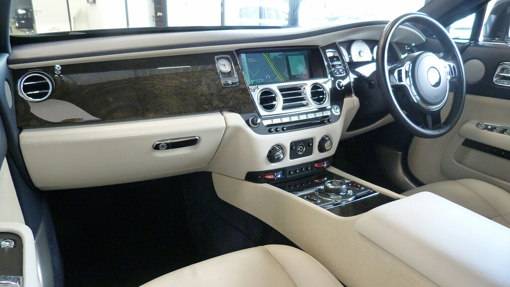Rolls-Royce Wraith 6.6 V12 Coupe Euro 6 624 Bhp Grey #3