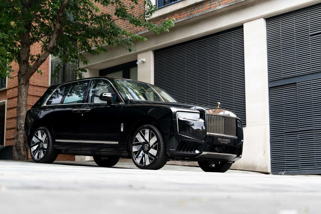 Rolls-Royce Cullinan 6.75 V12 Suv 4Wd Euro 6 571 Ps Black