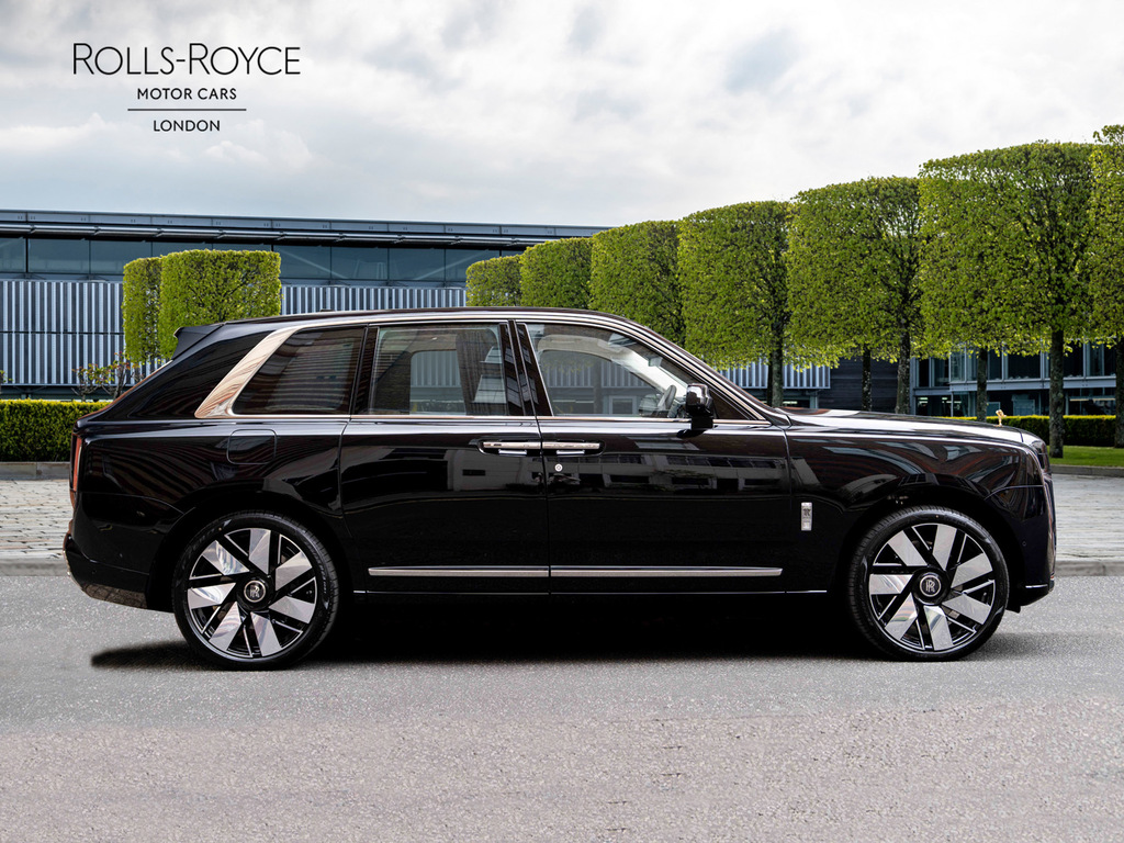 Rolls-Royce Cullinan 6.75 V12 Suv 4Wd Euro 6 571 Ps Black #3