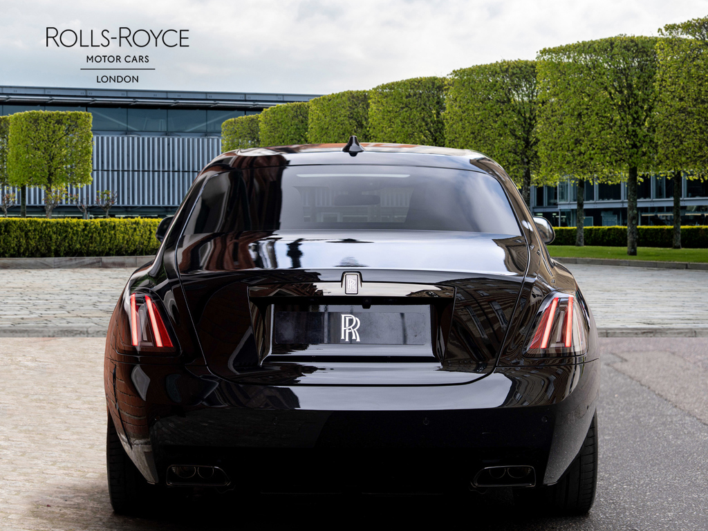 Rolls-Royce Ghost 6.75 V12 Black Badge Saloon 4Wd Eu Black #5