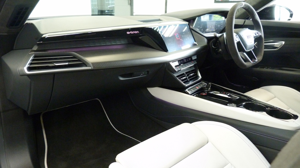 Audi Rs E-Tron Gt 93.4Kwh Ice Race Edition Saloon Silver #3
