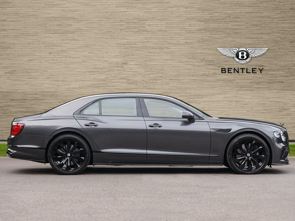 Bentley Flying Spur 4.0 V8 High-performance 25.9Kwh Azure Saloon P #6