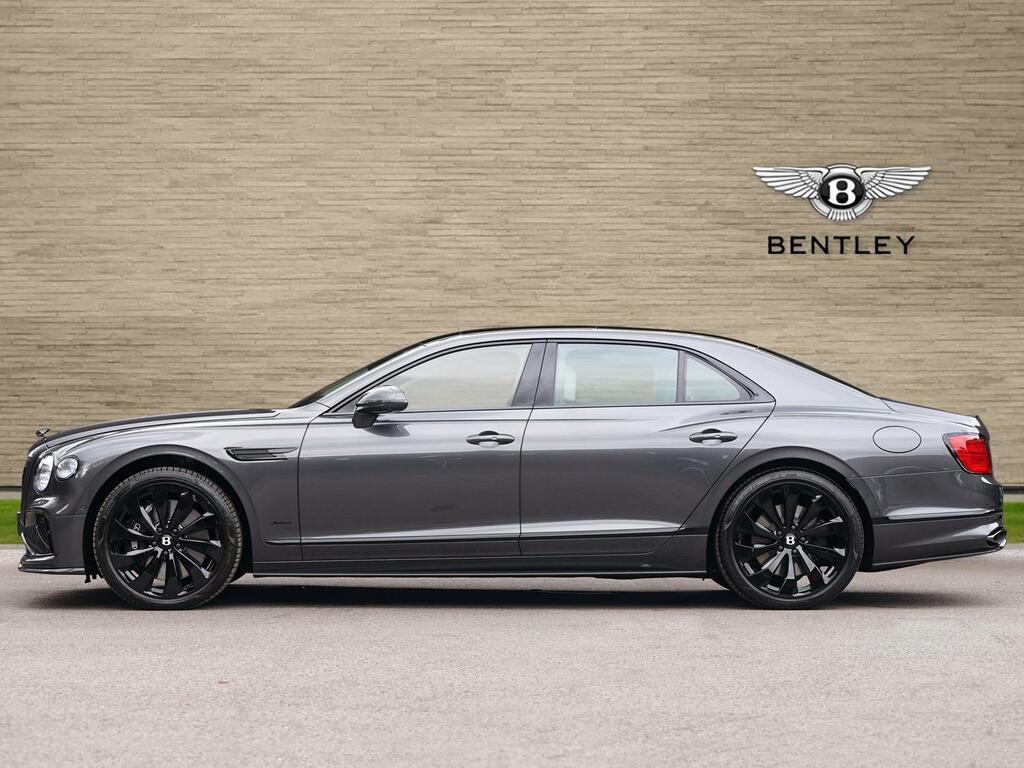 Bentley Flying Spur 4.0 V8 High-performance 25.9Kwh Azure Saloon P #4
