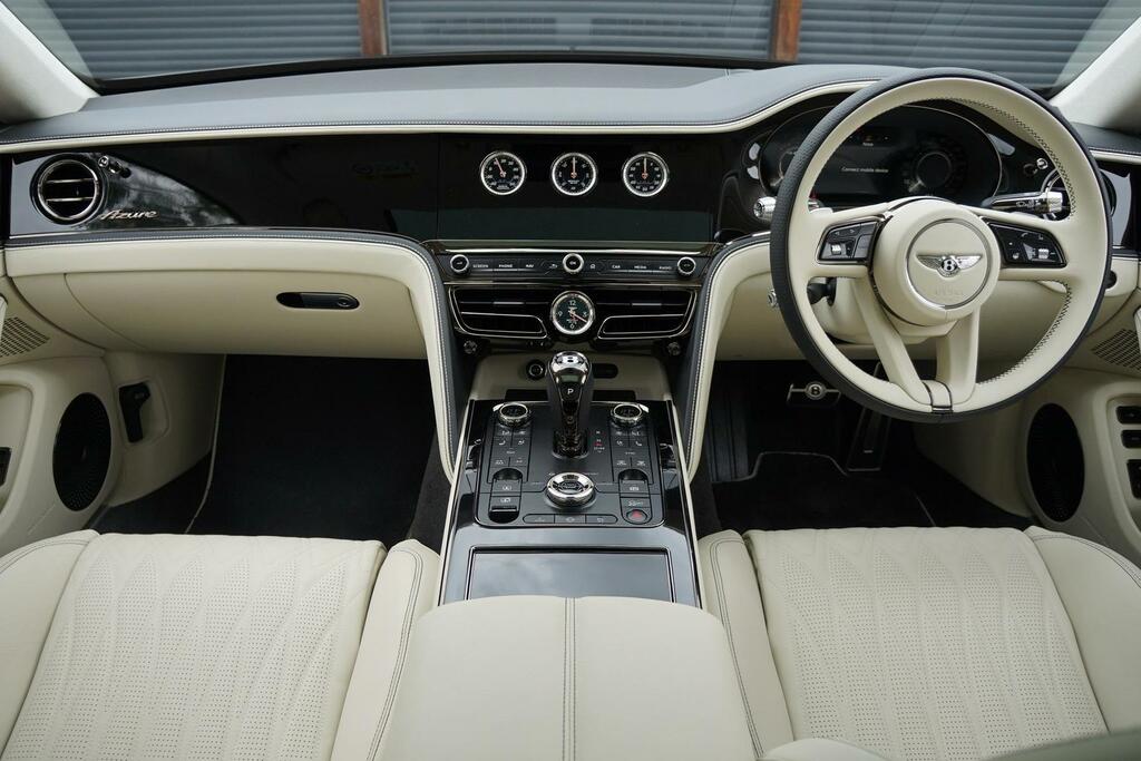Bentley Flying Spur 4.0 V8 High-performance 25.9Kwh Azure Saloon P #3