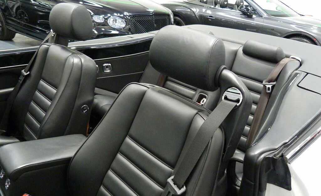 Bentley Azure U381 Red #19