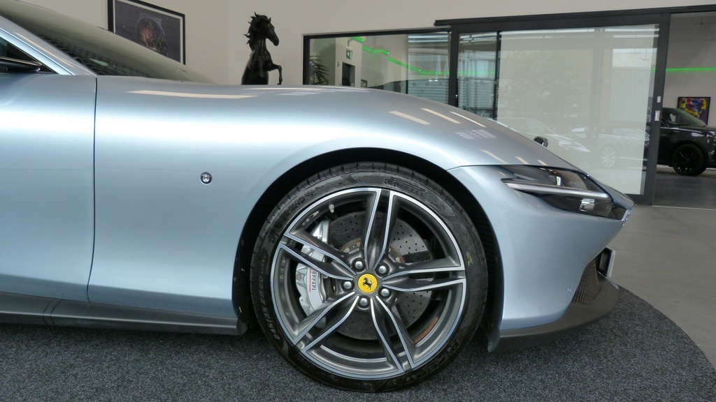 Ferrari Roma V8 Roma Black #32