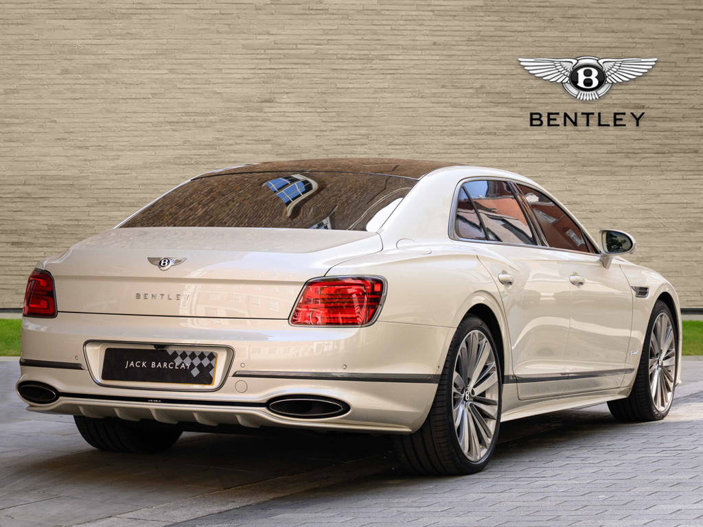 Bentley Flying Spur 4.0 V8 Ultra-performance 25.9Kwh Speed Saloon White #3