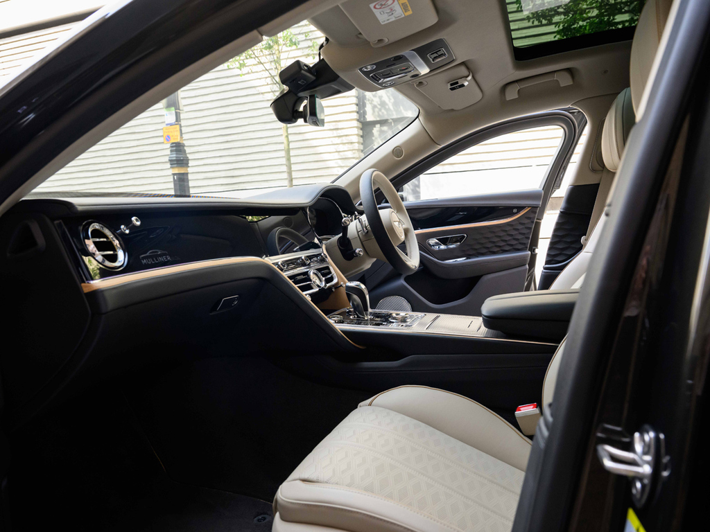 Bentley Flying Spur 4.0 V8 Ultra-performance 25.9Kwh Mulliner Saloon 4  #2
