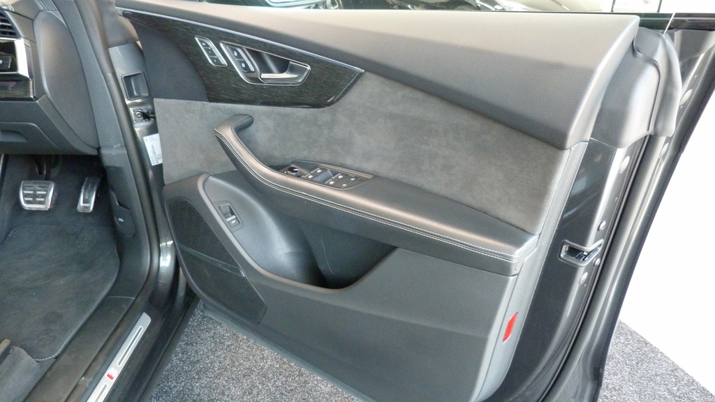 Audi SQ8 Black Edition Tfsi 507 Ps Tiptronic Black #31