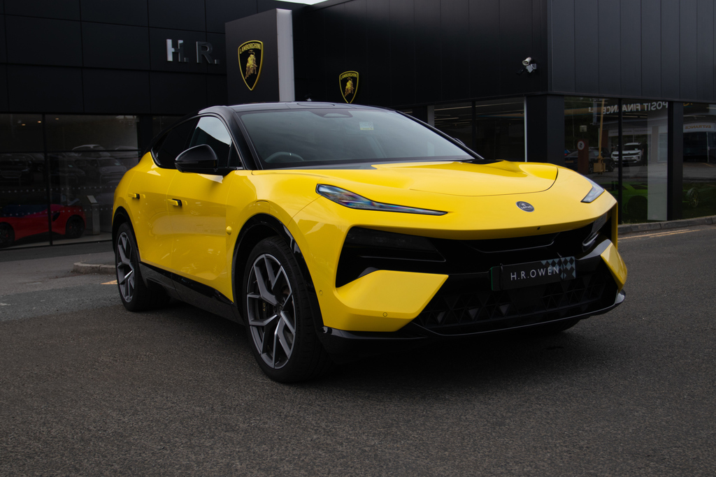 Lotus Eletre 112Kwh Suv 4Wd Dual Motor 611 